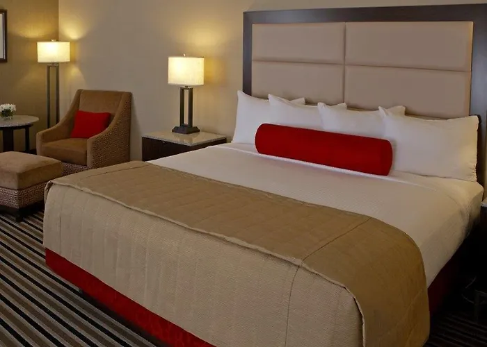 The Madison Concourse Hotel