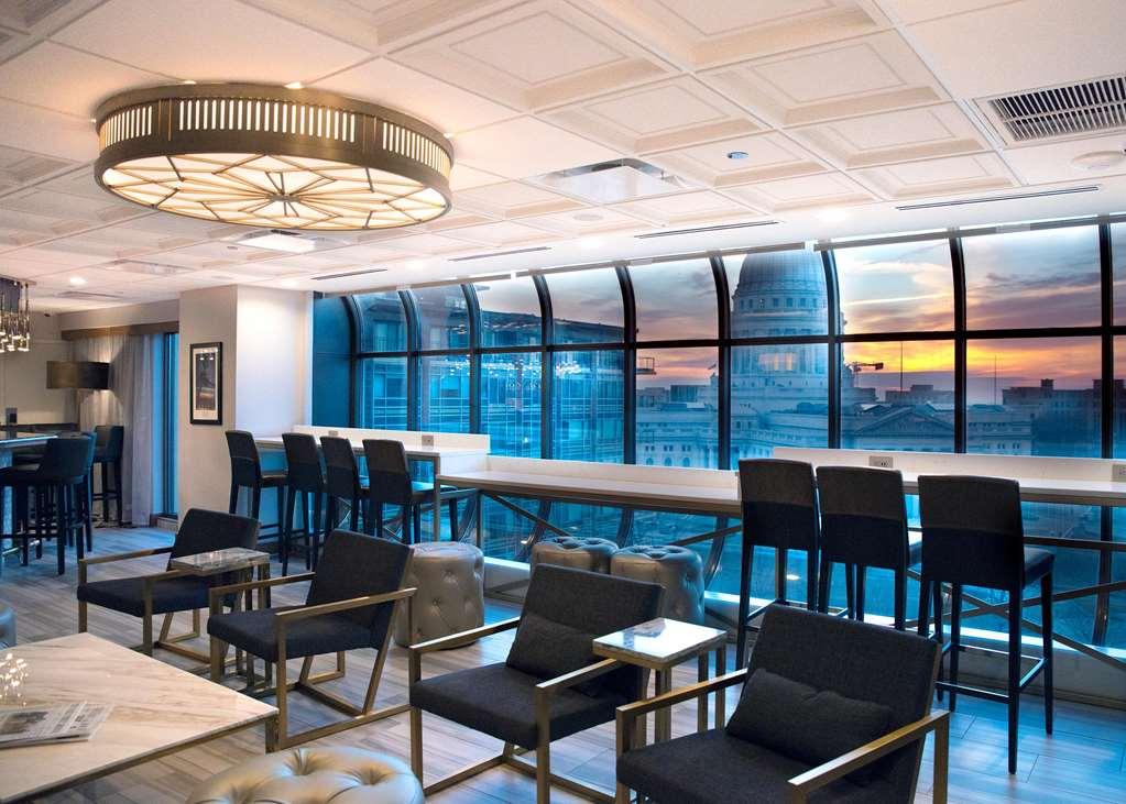 Hotel The Concourse